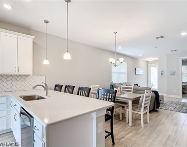 16701 Seasons Coast Drive - Photo Thumbnail 6