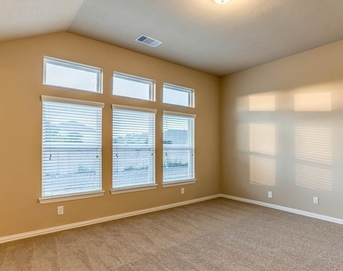 9427 Fossil Canyon Drive - Photo Thumbnail 7