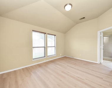 4510 Long Creek Drive - Photo Thumbnail 30