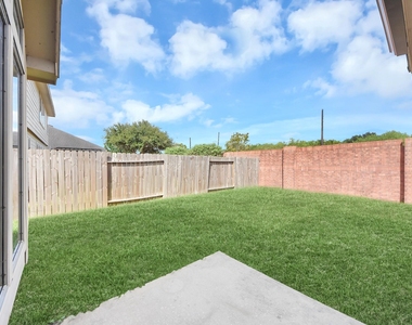 4510 Long Creek Drive - Photo Thumbnail 40