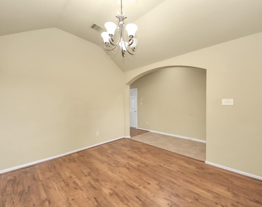 4510 Long Creek Drive - Photo Thumbnail 8