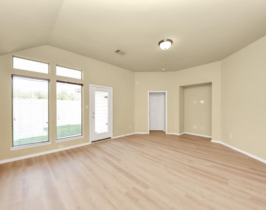 4510 Long Creek Drive - Photo Thumbnail 19