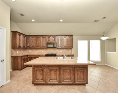 4510 Long Creek Drive - Photo Thumbnail 10