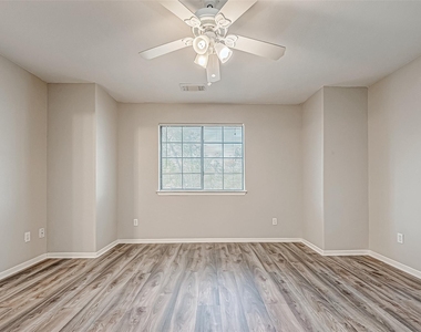 10043 Morocco Road - Photo Thumbnail 27
