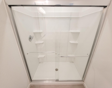 15671 Plum Brook Drive - Photo Thumbnail 29