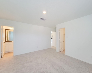 15671 Plum Brook Drive - Photo Thumbnail 26