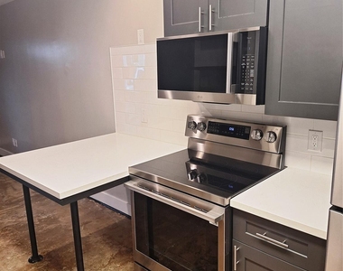 1012 Rutland Street - Photo Thumbnail 2