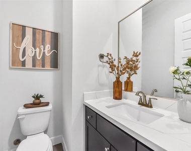 2804 Grand Fountains Drive - Photo Thumbnail 14