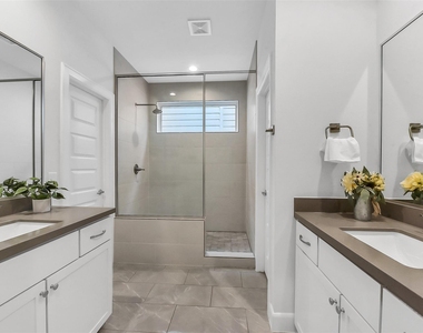 2804 Grand Fountains Drive - Photo Thumbnail 17
