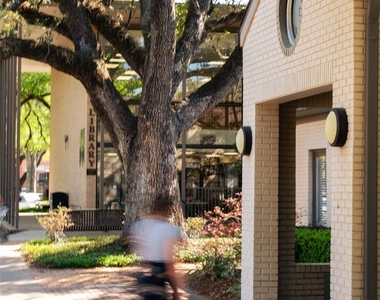 6018 Kirby Drive - Photo Thumbnail 46