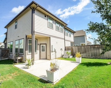 21115 Rio San Jose Court - Photo Thumbnail 31