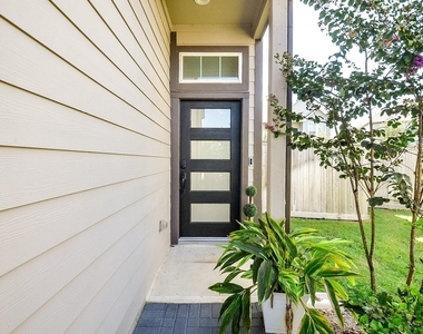21115 Rio San Jose Court - Photo Thumbnail 5