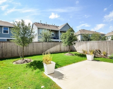 21115 Rio San Jose Court - Photo Thumbnail 32