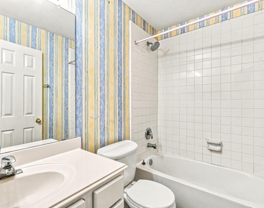 1307 Sandpiper Court S - Photo Thumbnail 18