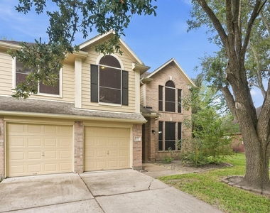1307 Sandpiper Court S - Photo Thumbnail 1