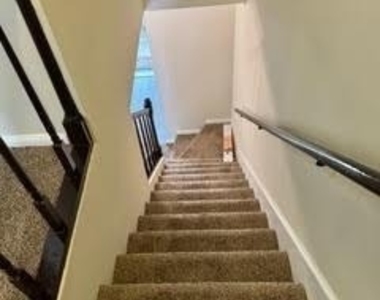 850 Threadneedle Street - Photo Thumbnail 6