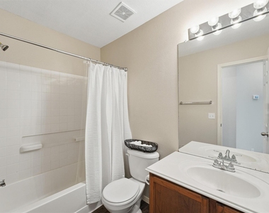 2903 Edgewick Elm Street - Photo Thumbnail 19