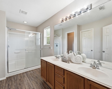 2903 Edgewick Elm Street - Photo Thumbnail 18