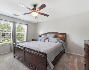 2903 Edgewick Elm Street - Photo Thumbnail 15