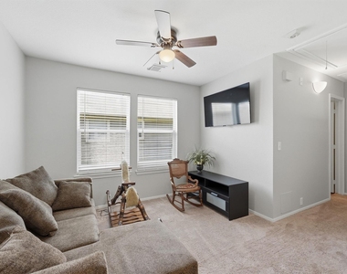 2903 Edgewick Elm Street - Photo Thumbnail 14