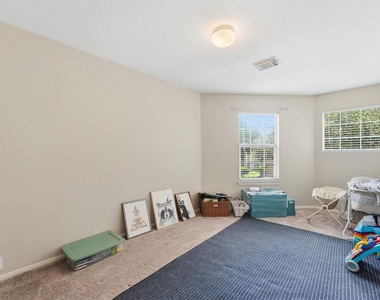 2903 Edgewick Elm Street - Photo Thumbnail 20