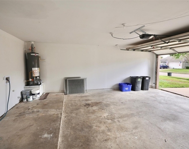 2911 Silent Drive - Photo Thumbnail 12