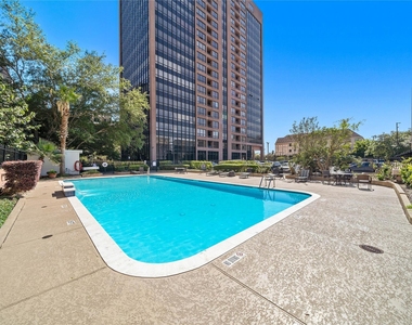 5150 Hidalgo Street - Photo Thumbnail 16