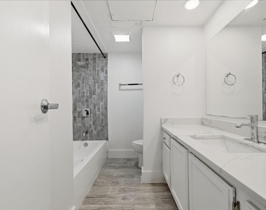 5150 Hidalgo Street - Photo Thumbnail 14
