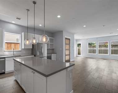 1606 Westside Gardens Ln Lane - Photo Thumbnail 8