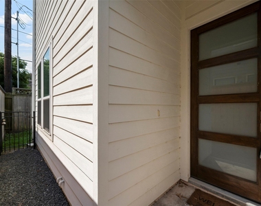 1606 Westside Gardens Ln Lane - Photo Thumbnail 1