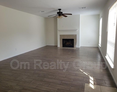 6655 Stonefort Ct - Photo Thumbnail 1