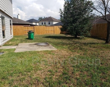 6655 Stonefort Ct - Photo Thumbnail 17
