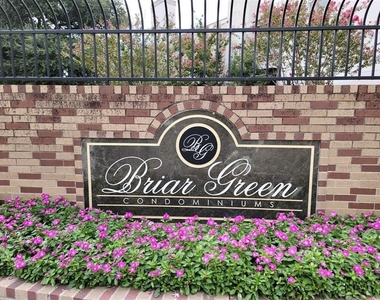 7900 N Stadium Drive - Photo Thumbnail 5