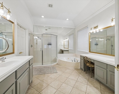 1507 Kennebeck Place - Photo Thumbnail 12