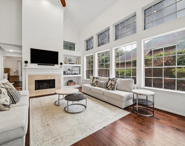 1507 Kennebeck Place - Photo Thumbnail 6