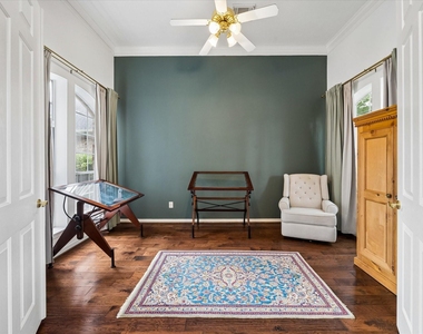 1507 Kennebeck Place - Photo Thumbnail 3