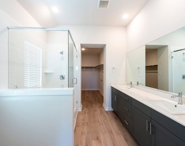 16814 Olive Brush Lane - Photo Thumbnail 10