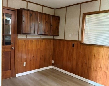 2524 Central Boulevard - Photo Thumbnail 2