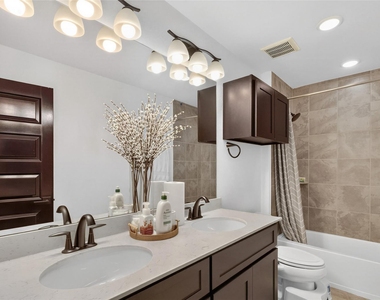 10514 Morning Oaks Drive - Photo Thumbnail 32