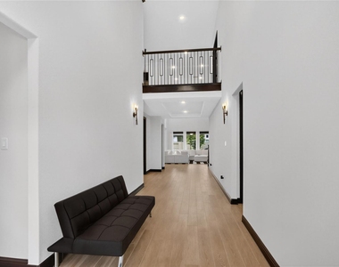 10514 Morning Oaks Drive - Photo Thumbnail 4