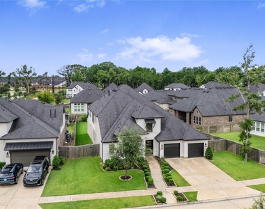 10514 Morning Oaks Drive - Photo Thumbnail 37