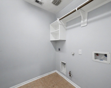 21826 Saragosa Pond Lane - Photo Thumbnail 24
