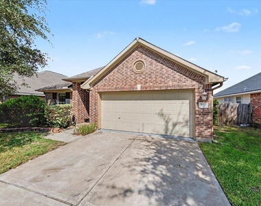 21826 Saragosa Pond Lane - Photo Thumbnail 3