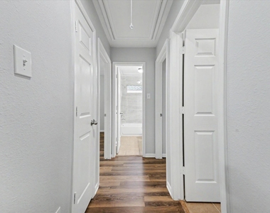 21826 Saragosa Pond Lane - Photo Thumbnail 21
