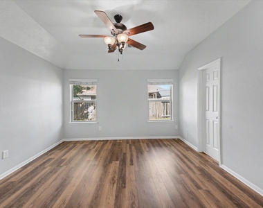 21826 Saragosa Pond Lane - Photo Thumbnail 29