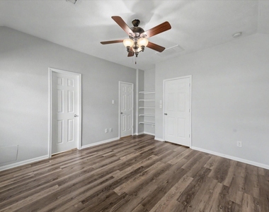 21826 Saragosa Pond Lane - Photo Thumbnail 31