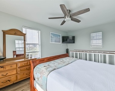 3917 3rd Street - Photo Thumbnail 27