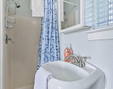 3917 3rd Street - Photo Thumbnail 24
