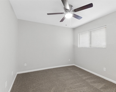 1701 Upland Drive - Photo Thumbnail 11