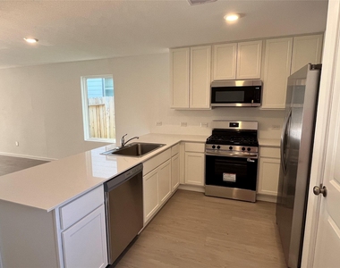 2619 Rain Quail Court - Photo Thumbnail 21